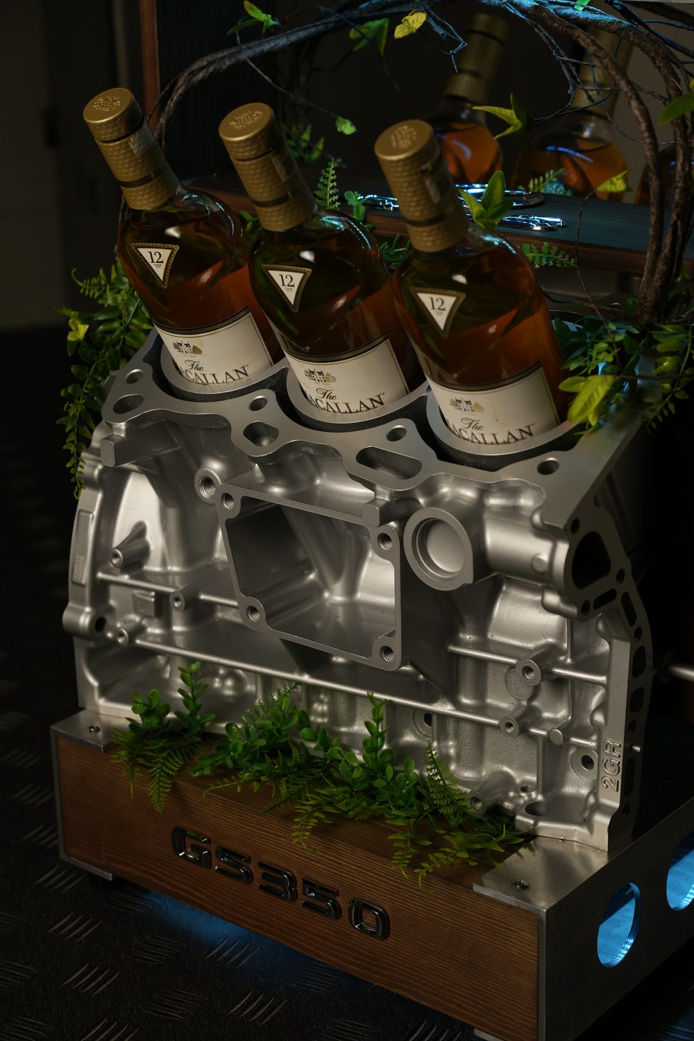LEXUS BOTTLE HOLDER 03