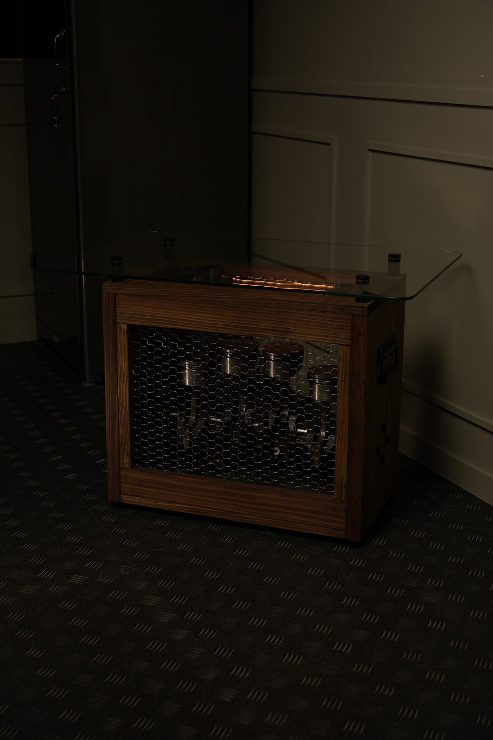 WOODEN BOX PISTON 03
